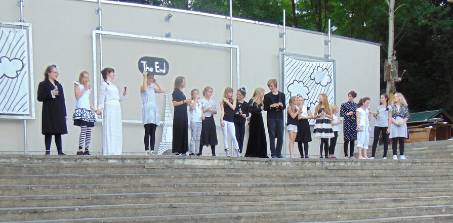 Foto zu Theatercamp – „2 Jahre Ferien“