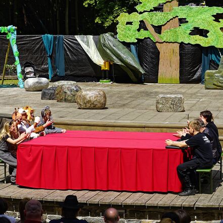 Foto zu Die Konferenz der Tiere