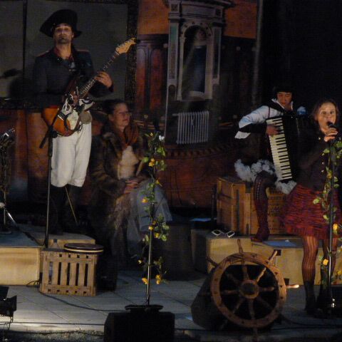Foto zu Captain Blind's Ballastorchester